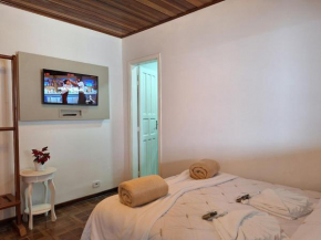 Casa Moderna - 2 Suítes próxima ao Portal